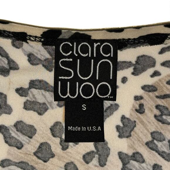 Clara Sunwoo Ruffle Front V Neck Blouse Small Long Sleeve Brown Animal Print Top - Picture 3 of 7